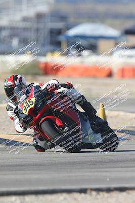 media/Sep-20-2025-Race Pace (Sat) [[d4e1b33f4d]]/Verified/Turn 2 (920am)/